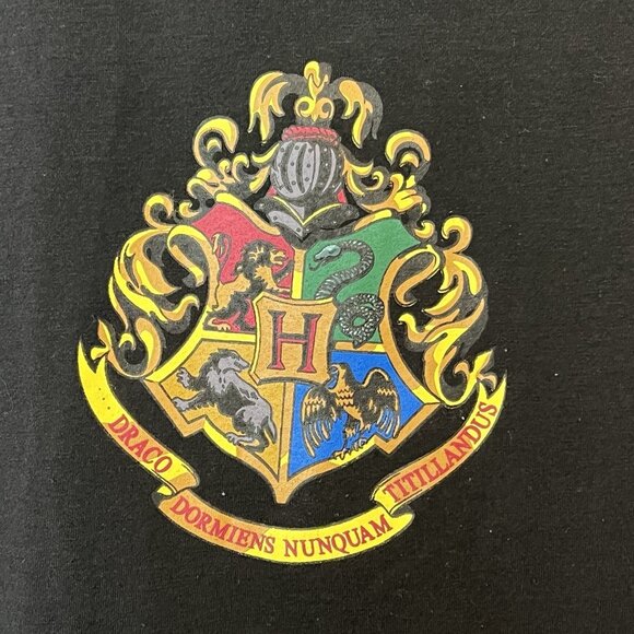 Harry Potter Women's Shirt Size Medium Wizarding World Universal Studios - Picture 3 of 6